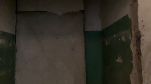 Начинаем бюджетный ремонт убитой квартиры в центре Москвы | Рум-тур
