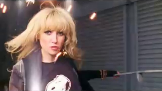 Ladyhawke - Paris Is Burning смотреть онлайн