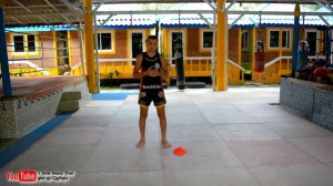 ПЕРЕДВИЖЕНИЕ В БОКСЕ / Работа левой рукой: техника + упражнение.