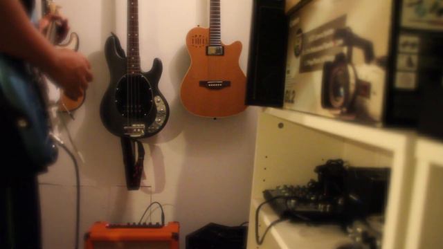 Sound Test $ 89 Squier Affinity..:) смотреть онлайн