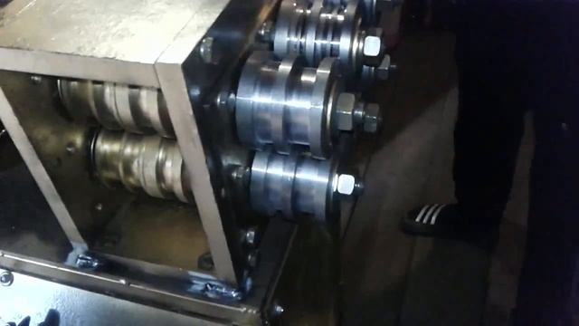 САМОДЕЛЬНЫЙ СТАНОЧЕК ДЛЯ ХОЛОДНОЙ КОВКИ