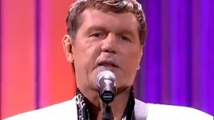 Александр Новиков Город древний