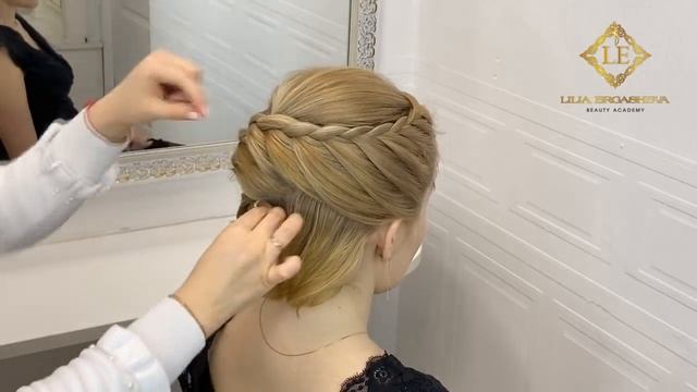 Прическа на короткие волосы. Красивые прически пошагово. Косы