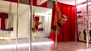 Ермакова Анастасия Poledance Элемент на пилоне