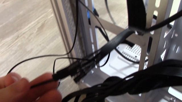 Белый корпус GINZZU V SERIES по кличке АКВАРИУМ