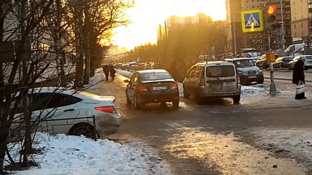 езда по тротуару смотреть онлайн