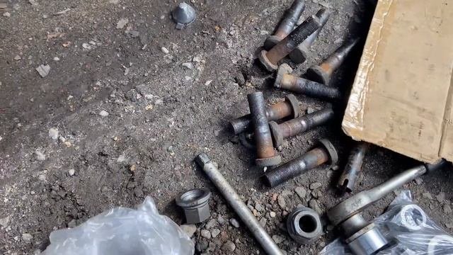 Дальнобой по России.Потянуло шпильки.Ремонт в дороге.Рейс Европа-Азия
