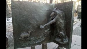 Памятник И.Крылову и его басням / Басни Крылова