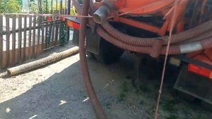 чистка колодца илососом в Омске 493909