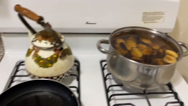 Пробую креветки в темпуре и в кокосовой стружке смотреть онлайн