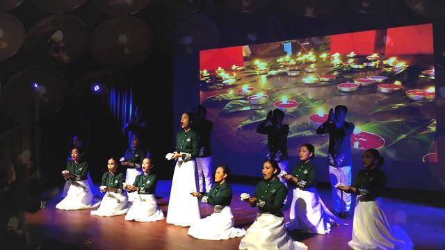 GMI Chorale - Namo Sakyamuni Buddha смотреть онлайн