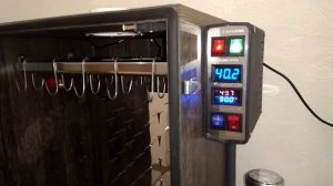 Электрическая коптильня холодного, горячего и электростатического копчения.