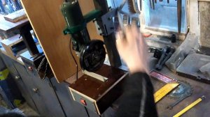 Лучше не повторять! УШМ  в стойке для дрели.