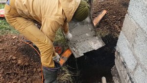 УКРЕПЛЯЕМ УГОЛ ФУНДАМЕНТА 1 ЧАСТЬ