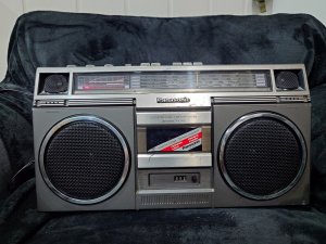 Винтажное кассетное радио Panasonic RX-5031 AM FM-ЯПОНИЯ