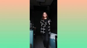 Показ связанного кардигана оверсайз для дочки