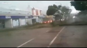 ВНУТРИ ТОРНАДО Удивительные кадры торнадо