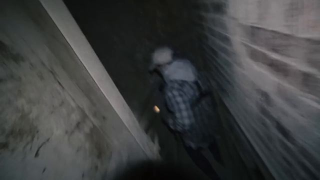 Extreme HIDE & SEEK with a CLOWN (In an ABANDONED FACTORY) смотреть онлайн