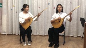 Ансамбль домбристов - Калмыцкие народные песни «Амур Санан» и «Горян Боова»