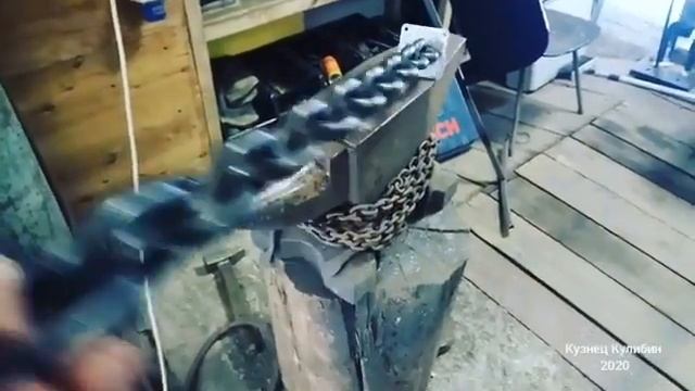 Супер идея из цепи! Опора барной стойки! Кузнец Кулибин