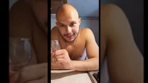 Илья Григоренко в впрямом эфире 21 06 2020 Я съел восемь ножек