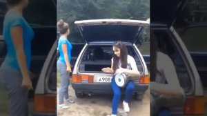 Девушка выбила на дарбуке всю песню папито