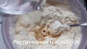 Быстрые жареные пирожки на кипятке.Сосиска в тесте.