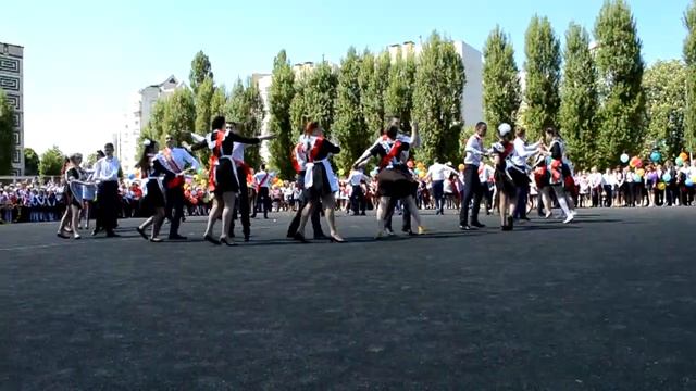 Вальс выпускников сош 40 Белгород 2017 смотреть онлайн