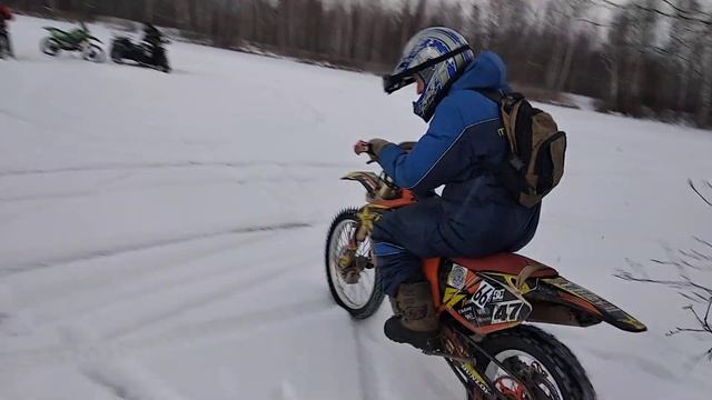 Зимнее эндуро. Тест шипов смотреть онлайн