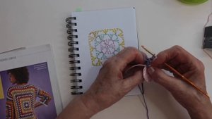 Бабушкин квадрат. Джемпер из бабушкиного квадрата.