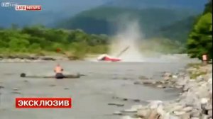 Падение вертолета в реку