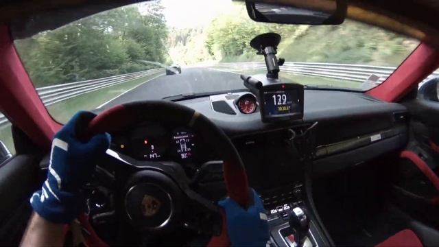 1M€ of PORSCHE GT2 RS MR are playing together on nurburgring смотреть онлайн