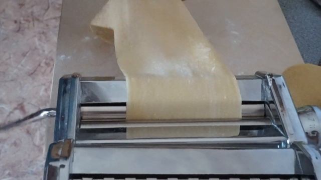 ДОМАШНЯЯ ЛАПША просто, мамин рецепт/homemade noodles