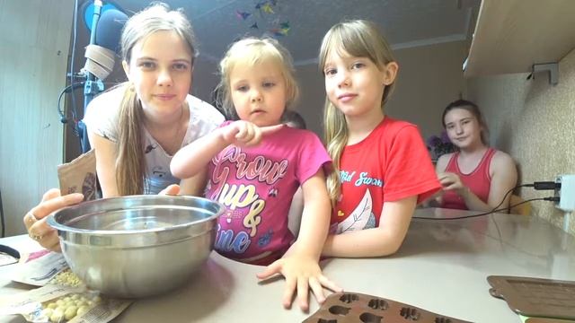 Веганский шоколад. Вайолет Life. Для детей. Готовим домашний шоколад. Детский влог.