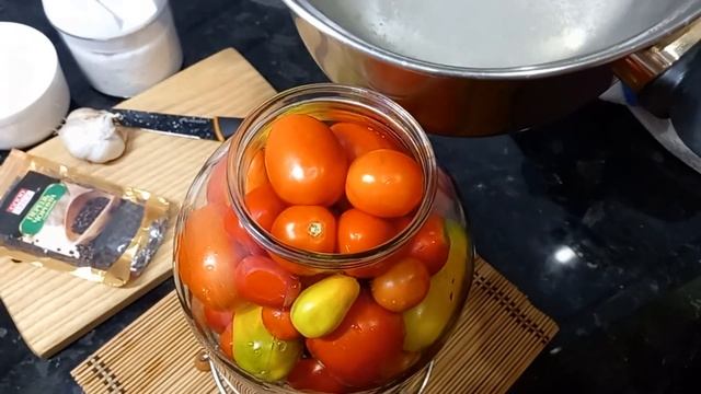 Помідори без стерилізації/помидоры без стерилизации/tomatoes without sterilization/pomidory