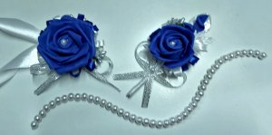 Бутоньерки для свидетелей из фоамирановых цветов своими руками // МК