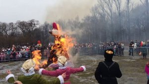Сжигаем Масленицу!