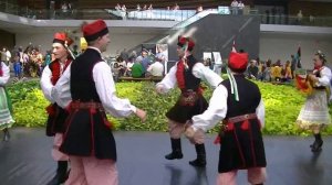 Traditional Polish dance grand finale by PIAST