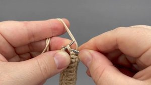 Я думала спицами такое НЕ СВЯЗАТЬ ? очень плотный ремешок спицами