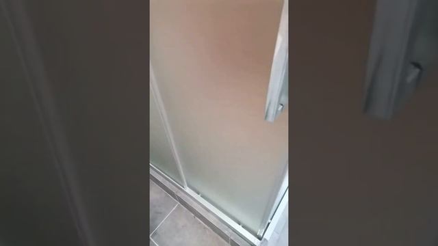 ДУШЕВОЙ УГОЛОК KÜBELE DE019RC, ПРОФИЛЬ ХРОМ МАТОВЫЙ, СТЕКЛО МАТОВОЕ смотреть онлайн