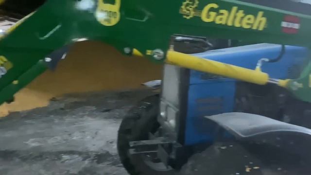 КУН Galteh?буртує кукурудзу ГАРНО?і високо‼️ смотреть онлайн