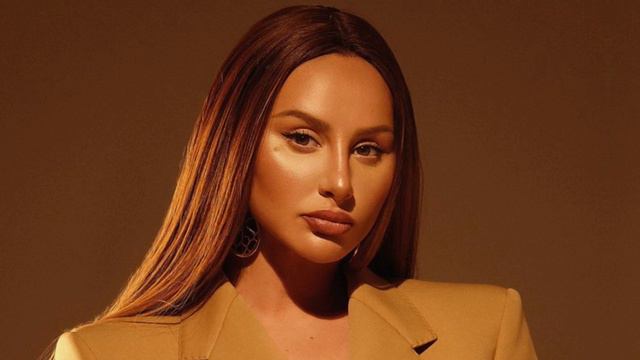 По барам ANNA ASTI смотреть онлайн