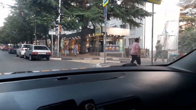 ЛАЗАРЕВСКОЕ | ЕДИНСТВЕННАЯ ПРОБЛЕМА смотреть онлайн