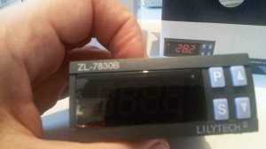 Регулятор влажности, для климатической камеры. Нюансы подключения.