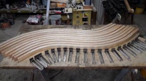 Изогнутая скамейка своими руками.