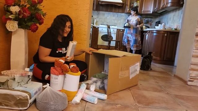 Долгожданная распаковка посылок. Что я сломала? смотреть онлайн