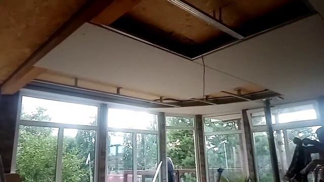 Возведение потолка из гипсокартона. Патч потолок из гипсокартона. Этапы возведения потолка. смотреть онлайн