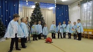 Новогодняя сказка "Двенадцать месяцев" (в старшей группе)