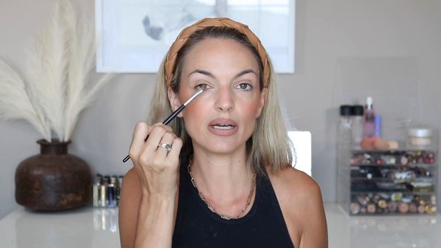 NEW MAKEUP AT ULTA AND TARGET // haul + try on смотреть онлайн