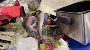 Повезло!Американская свалка радует!Нашла новые с этикеткой брендовые вещи !Барахолка в США!Удача!